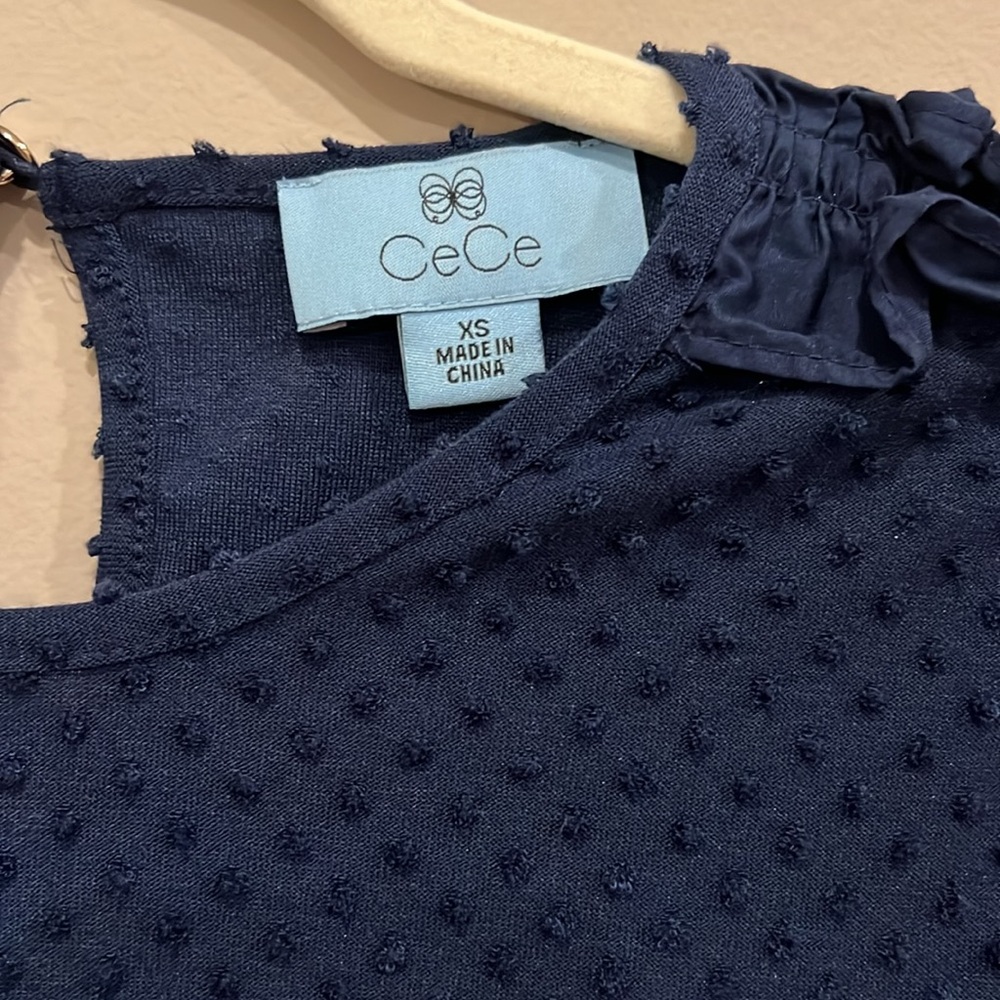 CeCe || Mixed Media Navy Clip Knit Top - Picture 4 of 7